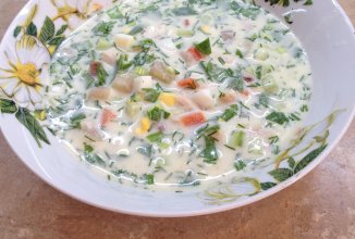 Окрошка с говяжьим языком и шпинатом!