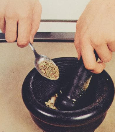 Пицца "4 сыра" с грибами. - Шаг 1