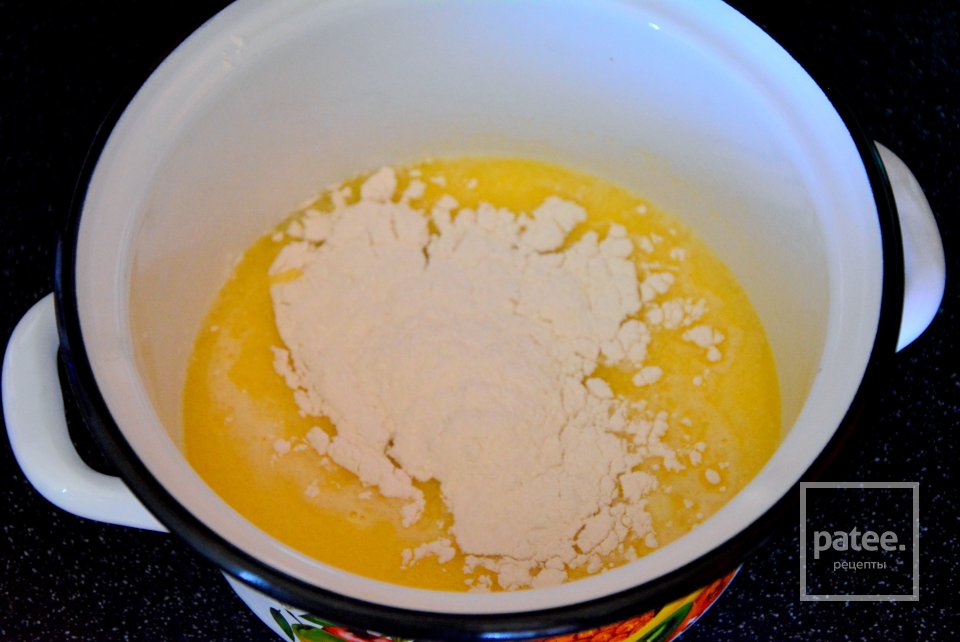 Кулич из профитролей - Шаг 2