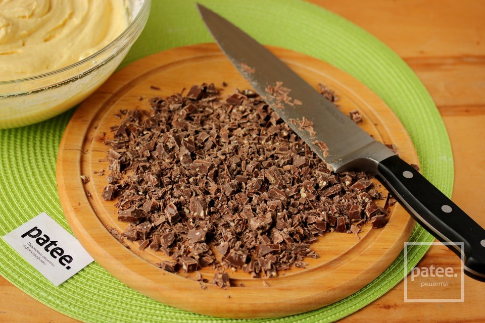 Кексовый пирог с шоколадной крошкой - Шаг 10