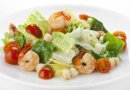 Салат " Цезарь с креветками"