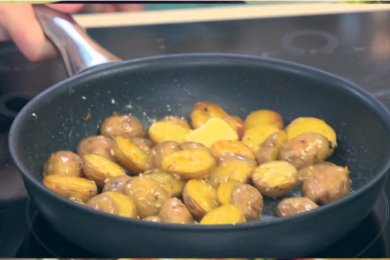  Лосось с печеным картофелем и сальсой из мандаринов - приготовление