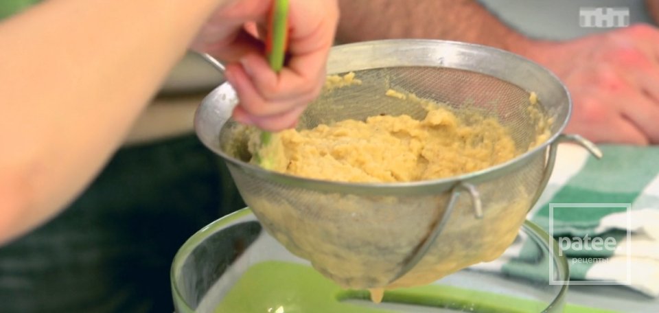 Хумус из чечевицы с гренками и мандариновым соусом - Шаг 2