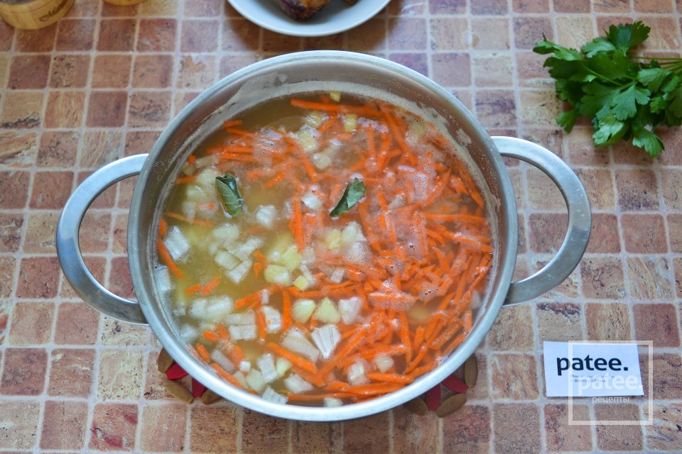 Гороховый суп с копчеными ребрышками - Шаг 6