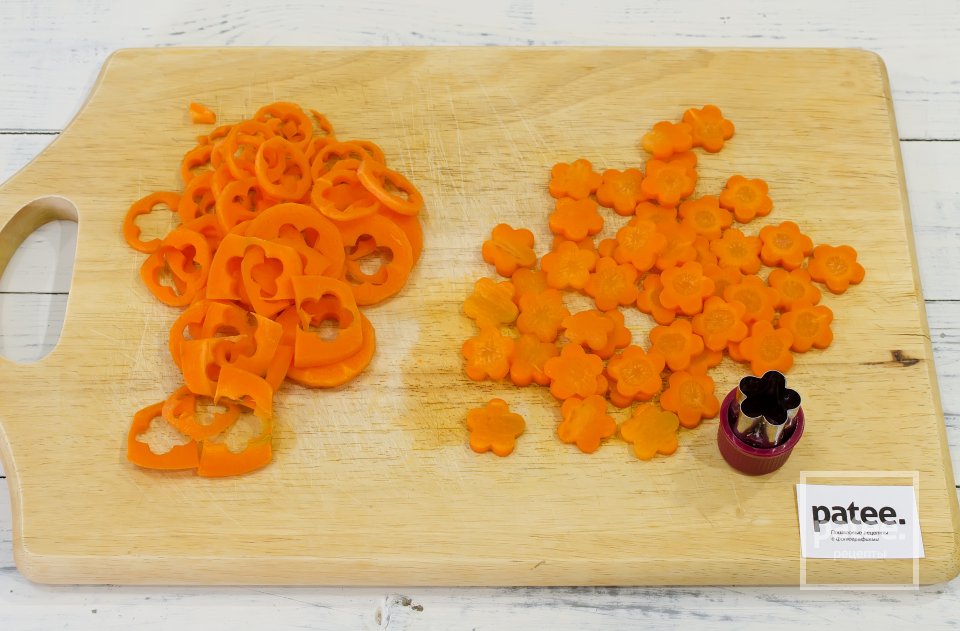 Суп из крапивы с яйцом - Шаг 3