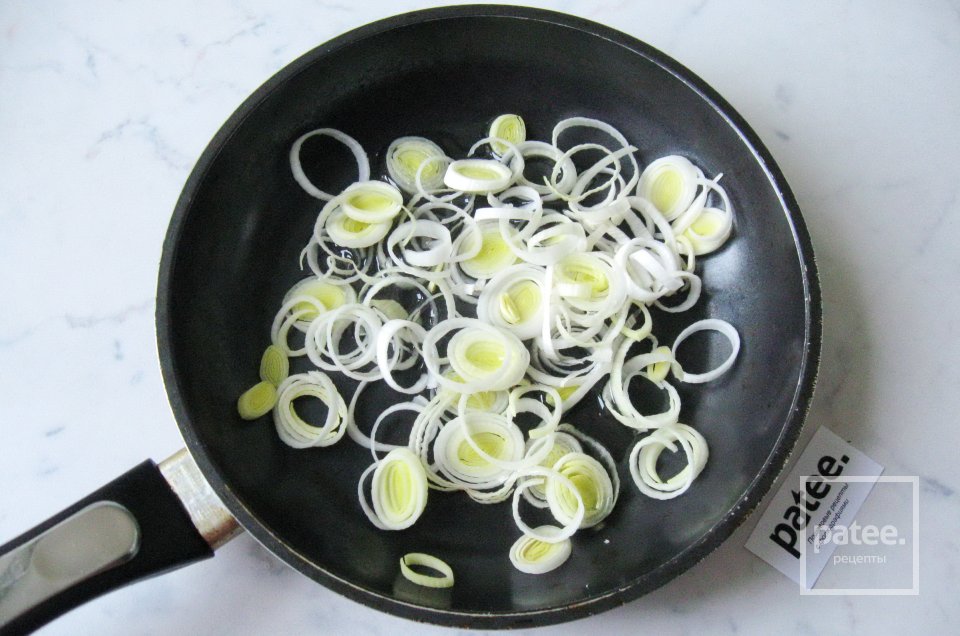 Куриные голени с вином и сливками - Шаг 2