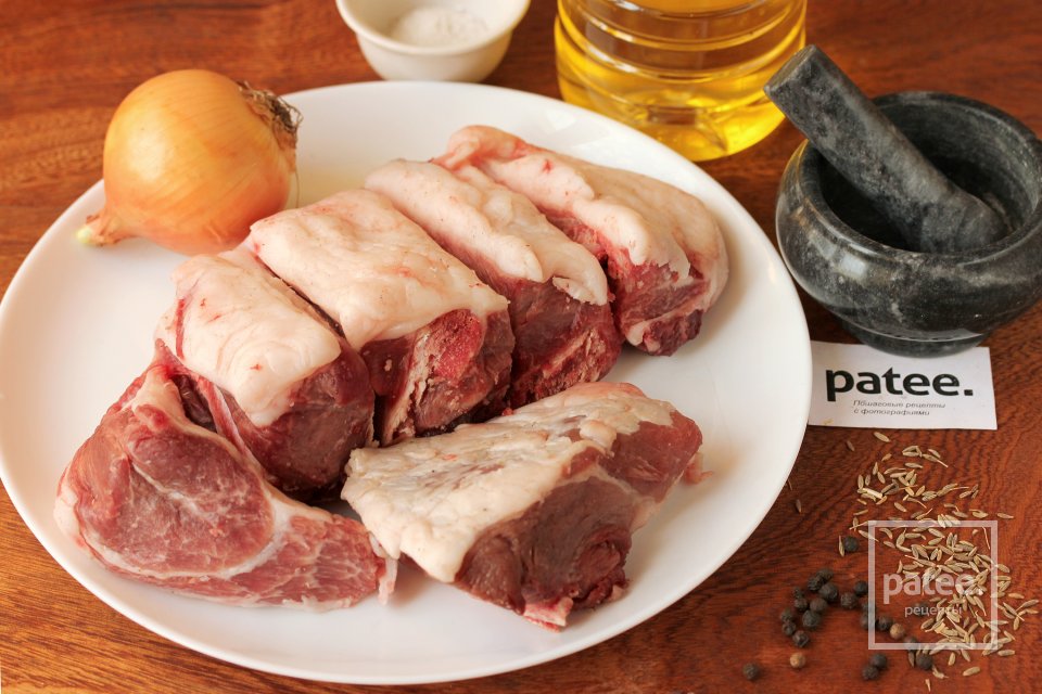 Шашлык из свинины на сковороде - Шаг 1