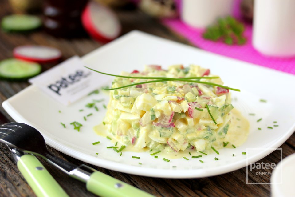 Салат из редиса с яйцом - Шаг 11