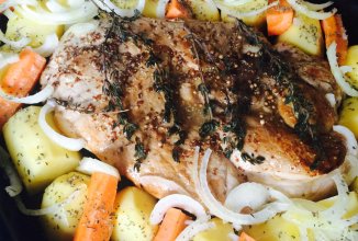 Свиной задок в духовке