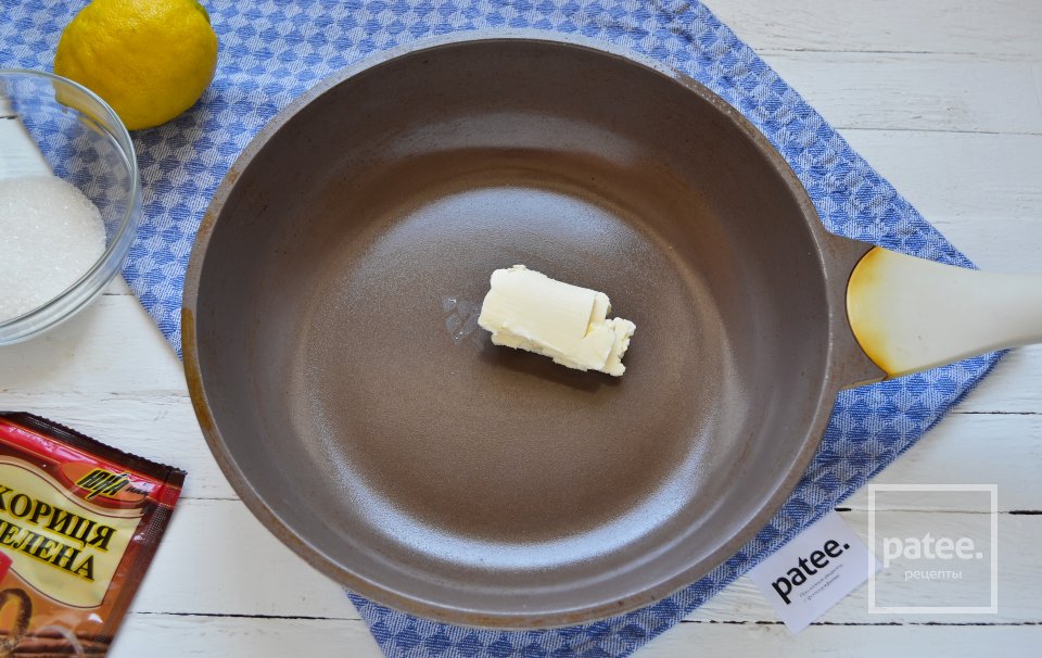 Печеные пирожки с яблоками из творожного теста - Шаг 4