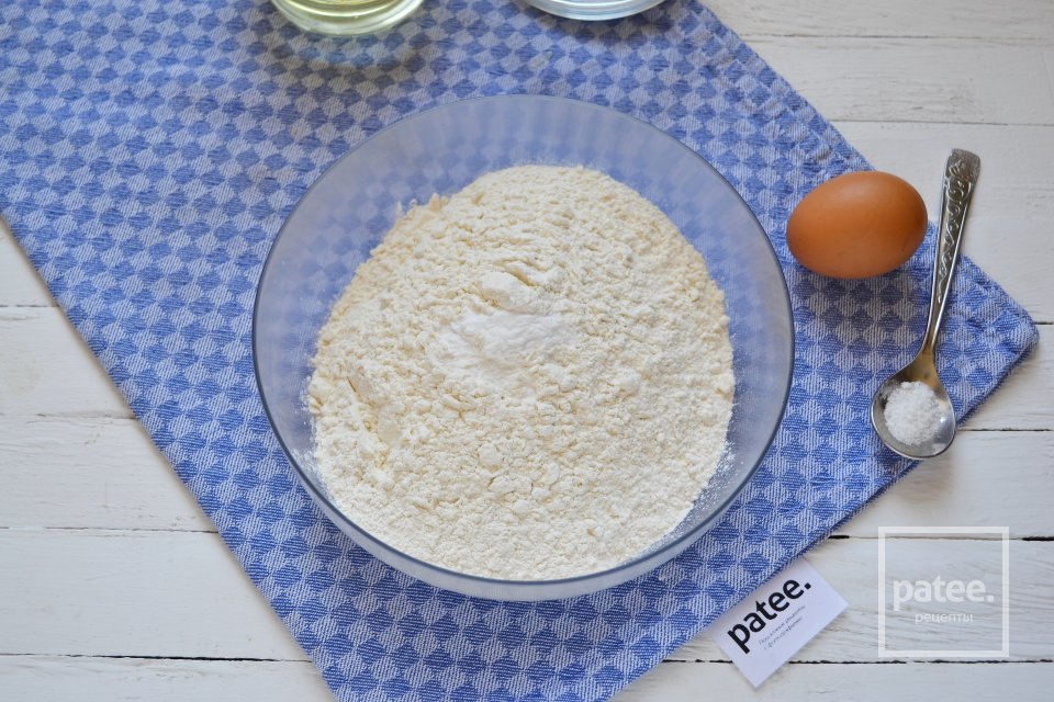 Печеные пирожки с яблоками из творожного теста - Шаг 9