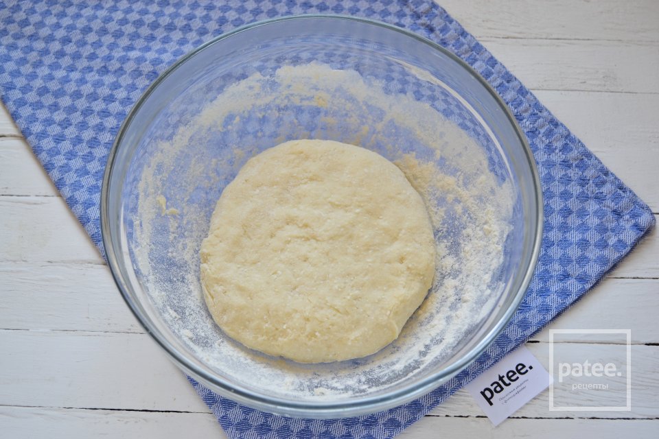 Печеные пирожки с яблоками из творожного теста - Шаг 15