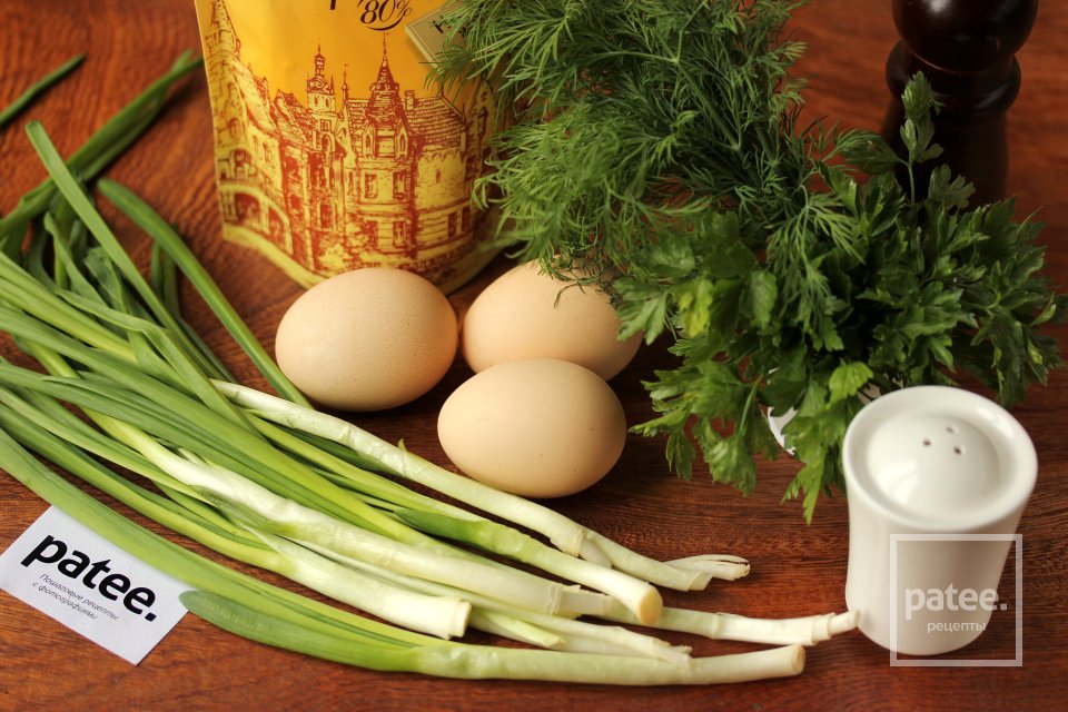 Салат из зелёного лука с яйцом - Шаг 1
