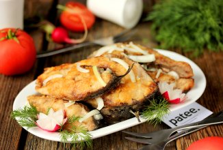 Сазан жареный на сковороде