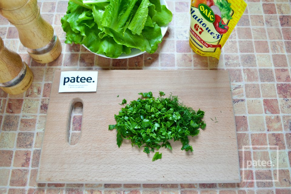 Салат из редиса с зеленью - Шаг 5