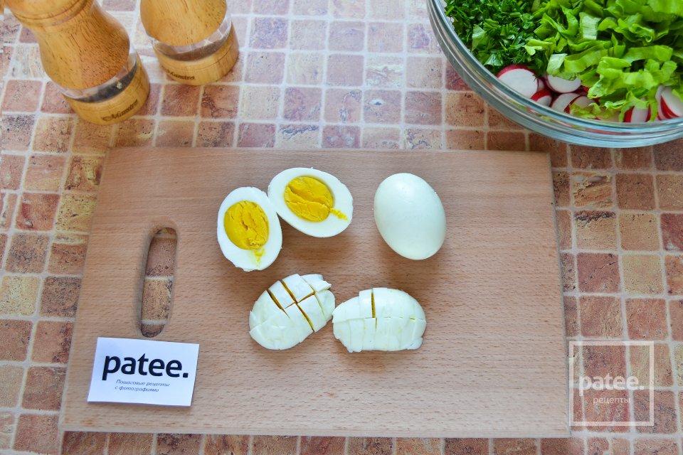 Салат из редиса с зеленью - Шаг 9