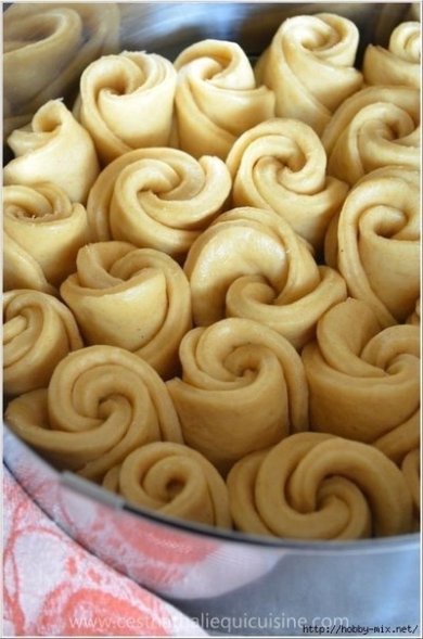 Булочный пирог-Букет роз - Шаг 3