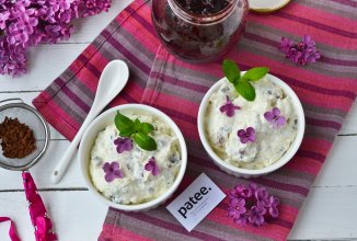 Домашняя творожная масса с шоколадом и изюмом