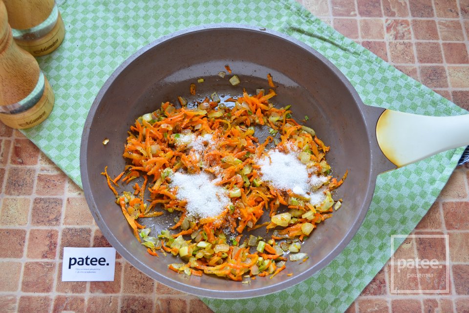 Украинский борщ со щавелем - Шаг 12