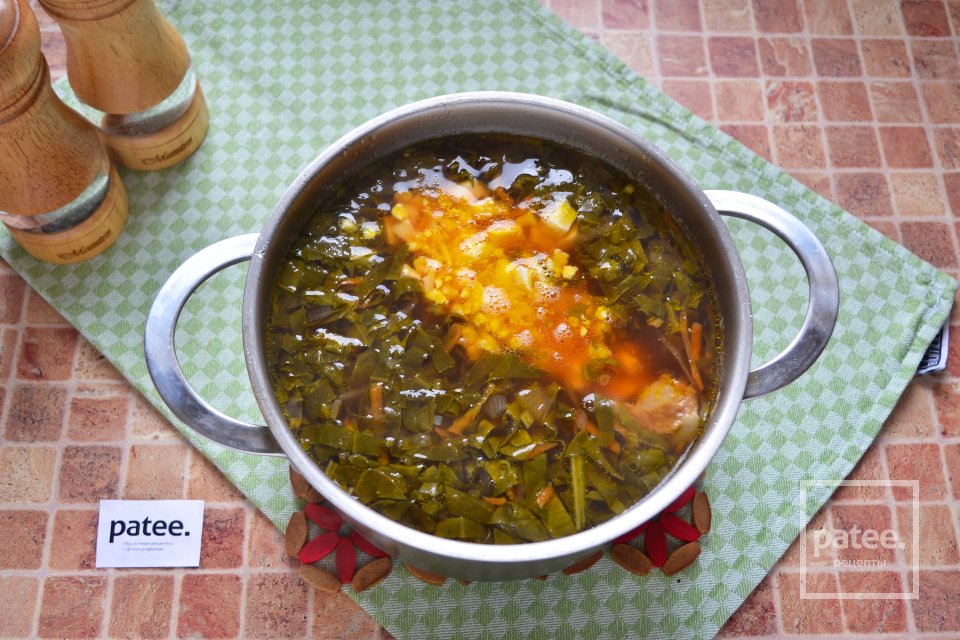 Украинский борщ со щавелем - Шаг 18