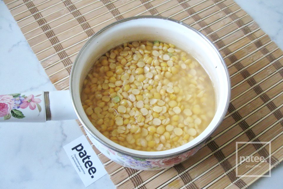 Гороховый суп с сардельками - Шаг 2