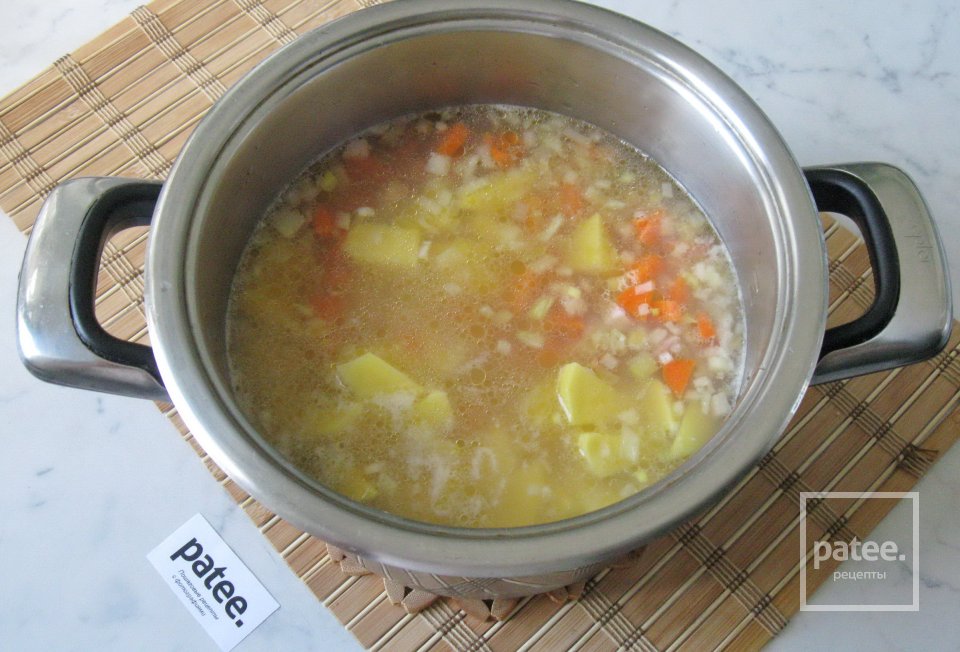 Гороховый суп с сардельками - Шаг 11