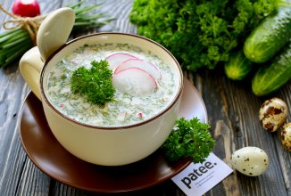 Окрошка с копченым мясом на кефире