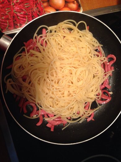 Паста с сосисками и томатом - Шаг 6