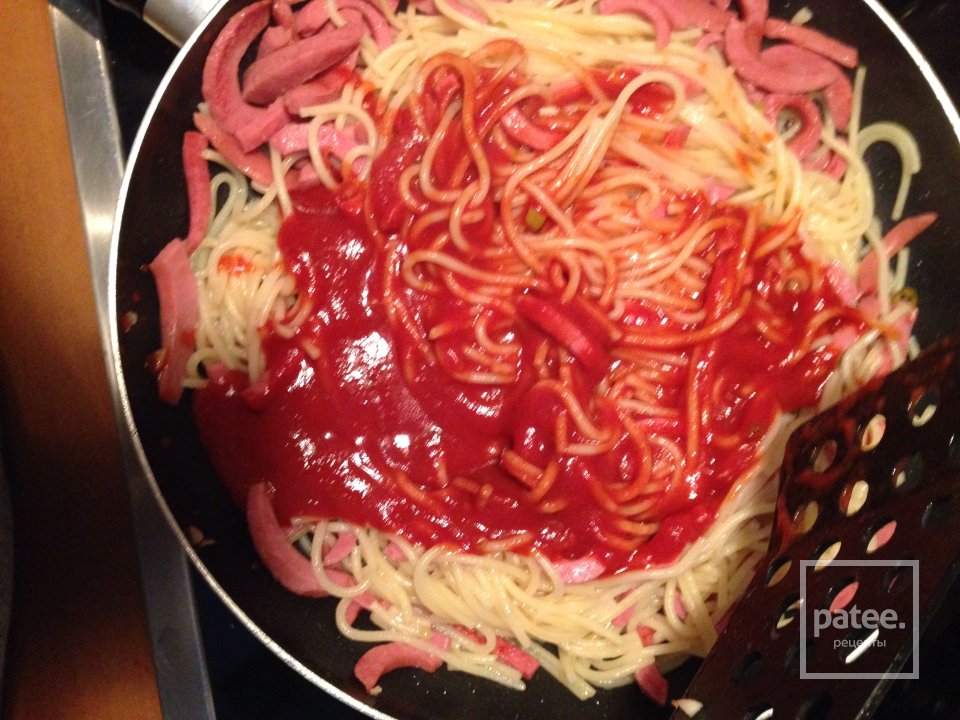 Паста с сосисками и томатом - Шаг 7