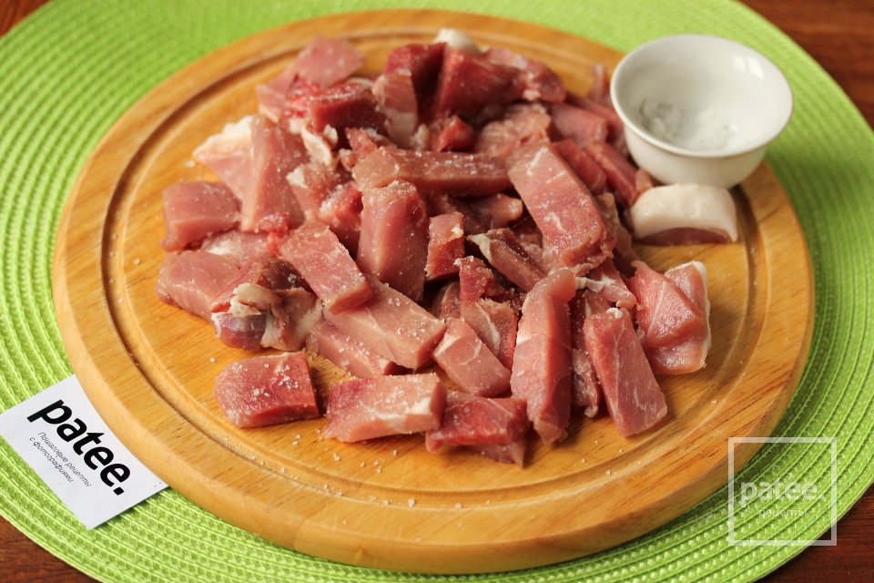 Мясо в сметанно-шафрановом соусе - Шаг 3