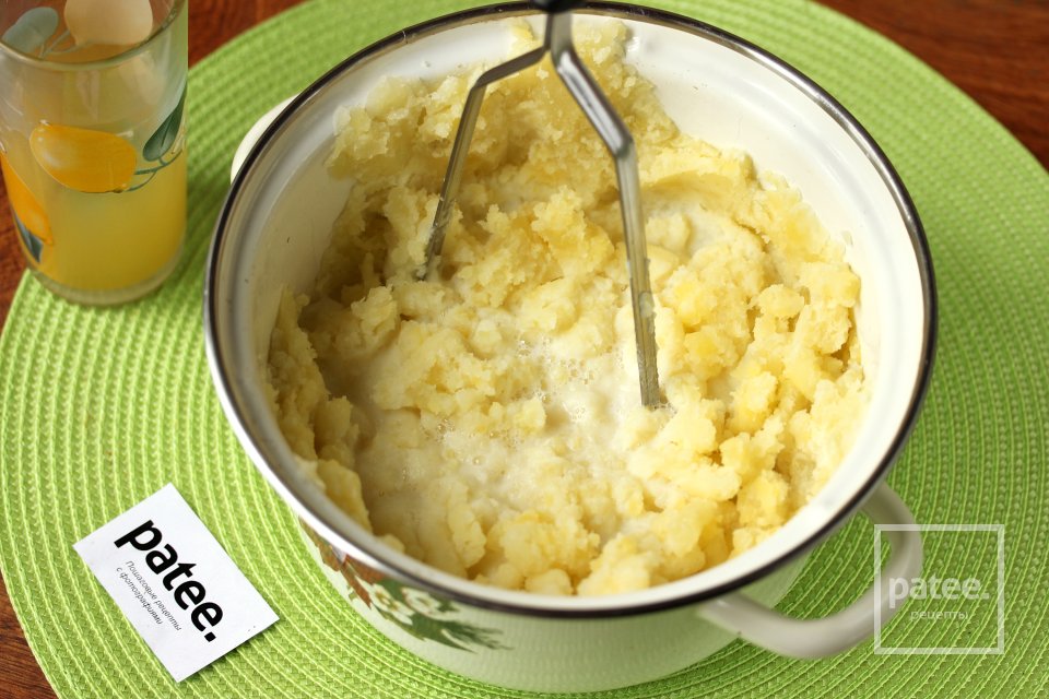 Картофельное пюре с пармезаном и мускатным орехом - Шаг 6