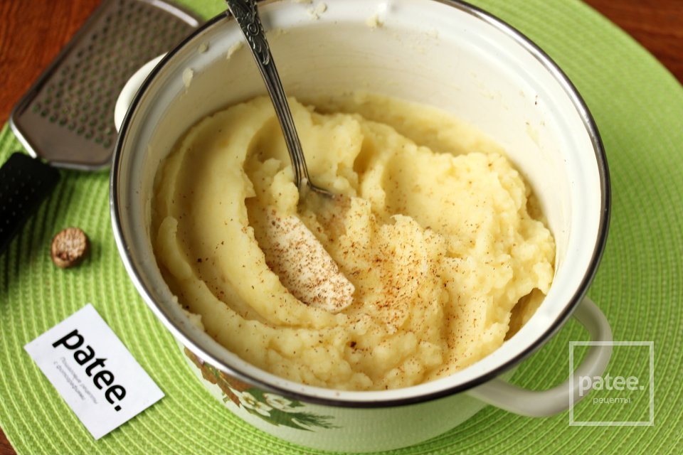 Картофельное пюре с пармезаном и мускатным орехом - Шаг 8