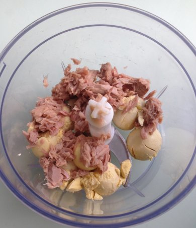 Паштет из вареных желтков - Шаг 1