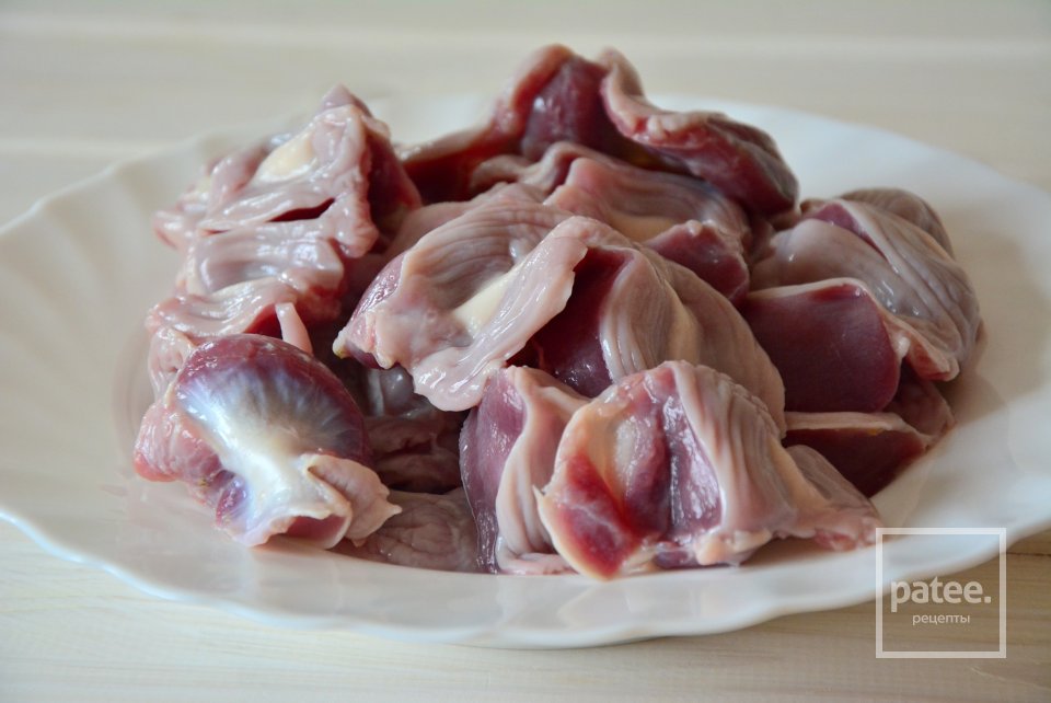 Фрикасе из куриных желудочков - Шаг 1