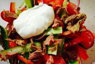 Салат из говядины и овощей