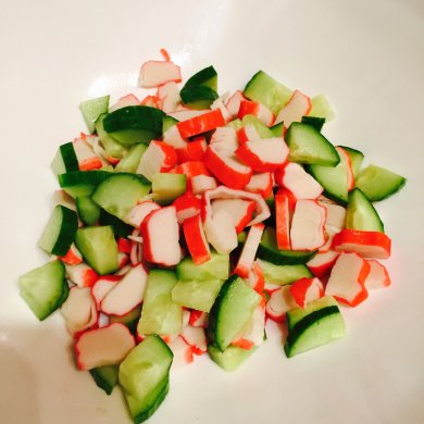 Салат с лососем - Шаг 1