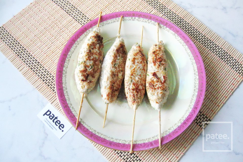 Люля-кебаб из свинины в соусе - Шаг 13