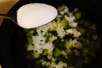 Салат из сахарных огурцов