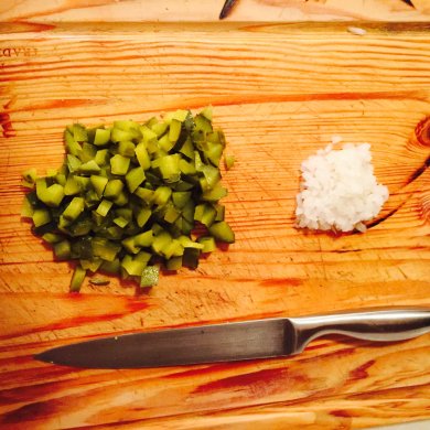 Салат из сахарных огурцов - Шаг 1