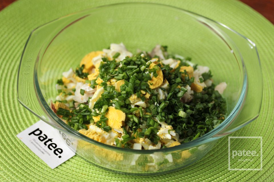 Пирожки с рыбой и яйцом в духовке - Шаг 10