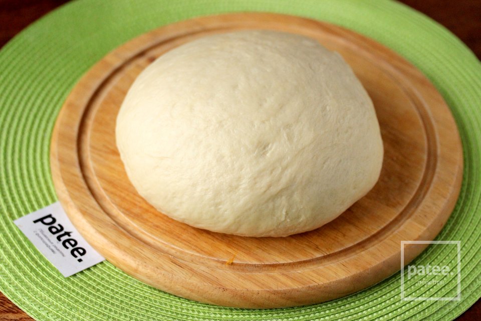 Пирожки с рыбой и яйцом в духовке - Шаг 13