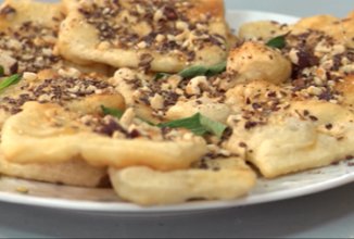 Сладкие лепешки из дрожжевого теста за 10 минут