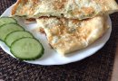 Лаваш с сыром, яйцом и зеленью