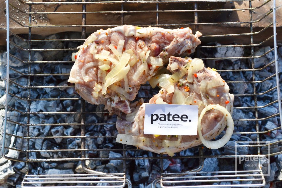 Стейк из свинины на гриле - Шаг 11