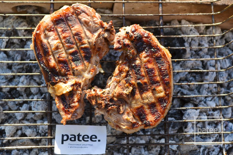 Стейк из свинины на гриле - Шаг 12