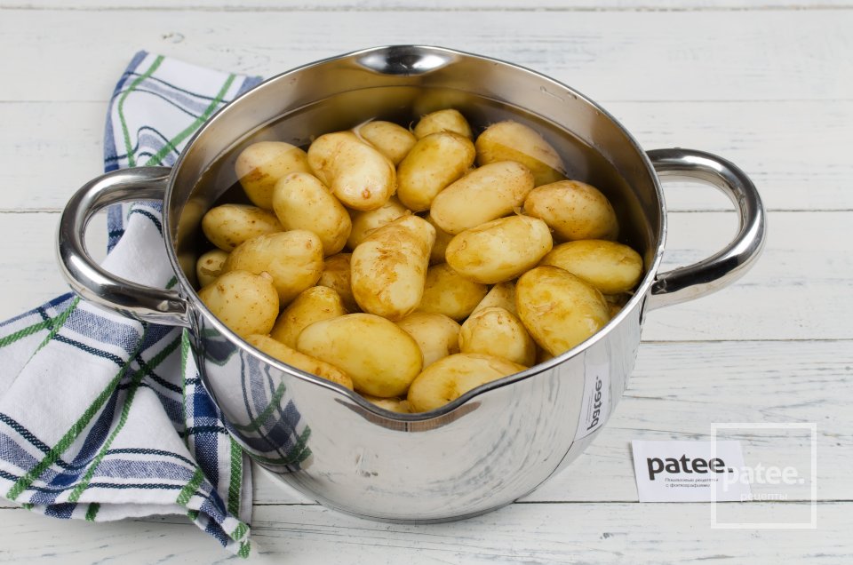 Запеченная курица с молодым картофелем, цветной капустой и грибами - Шаг 8