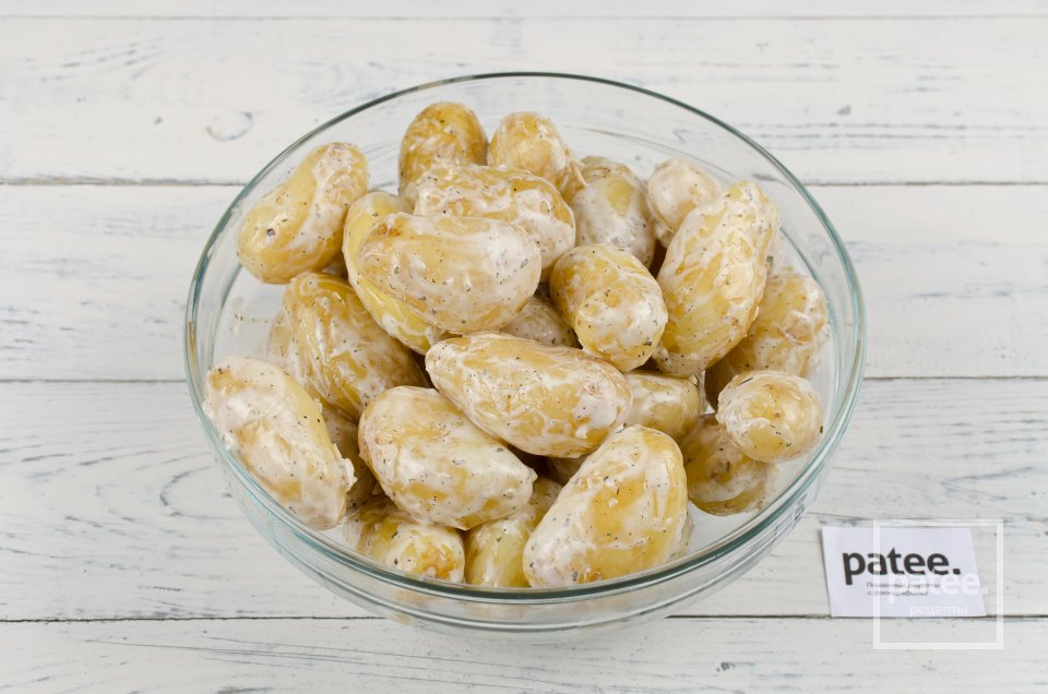 Запеченная курица с молодым картофелем, цветной капустой и грибами - Шаг 9