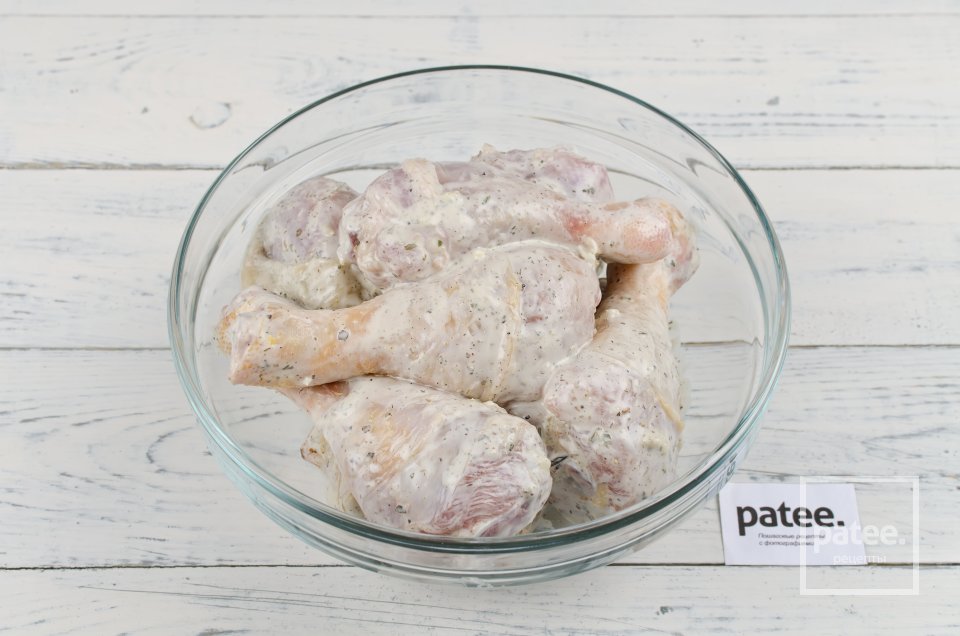 Запеченная курица с молодым картофелем, цветной капустой и грибами - Шаг 10