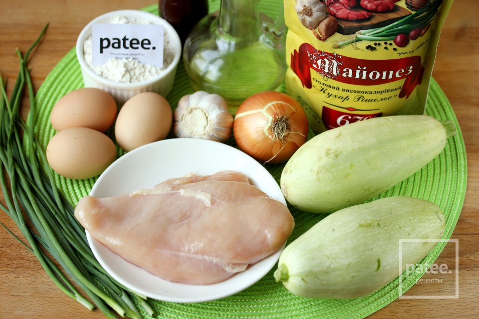 Закусочный торт из кабачков с омлетом - Шаг 1