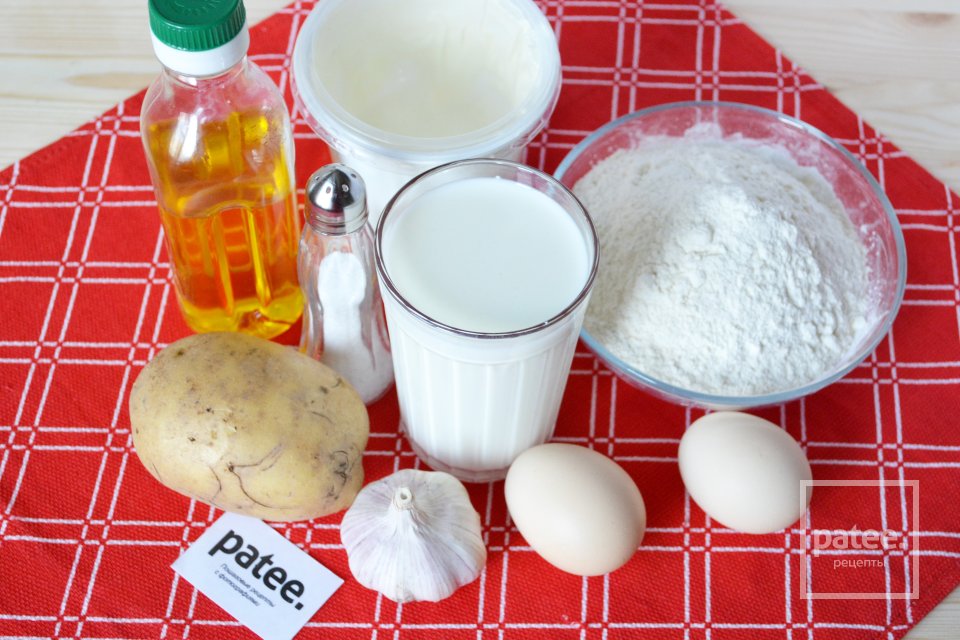 Картофельные блинчики с чесноком - Шаг 1
